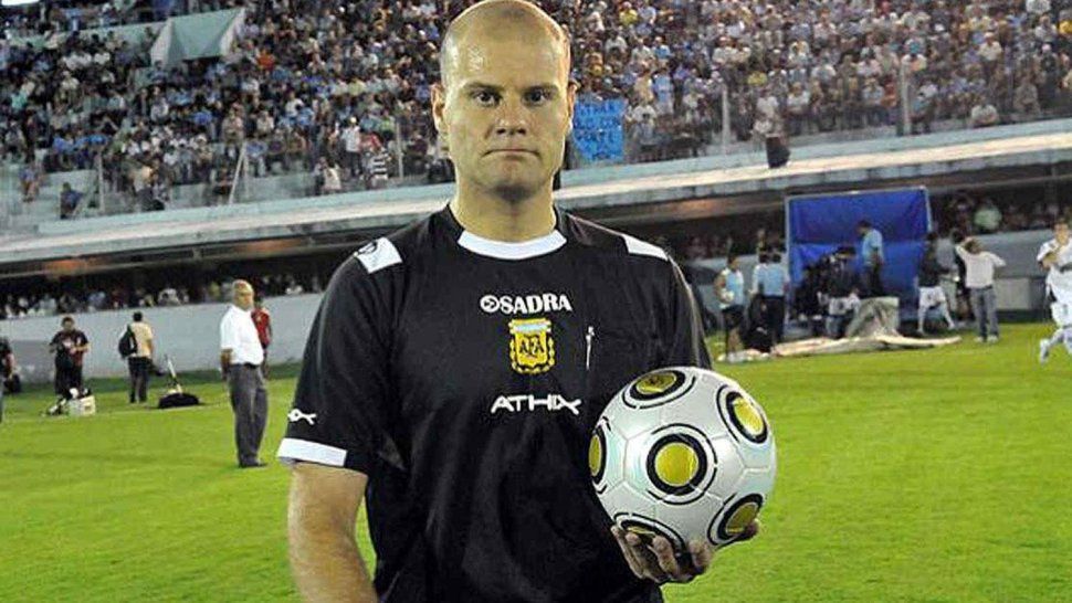 cambian la terna arbitral del partido del lobo por un caso positivo