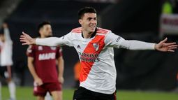 Paradela abrió el marcador.