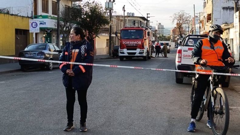 Se rompió un caño sobre calle Alem