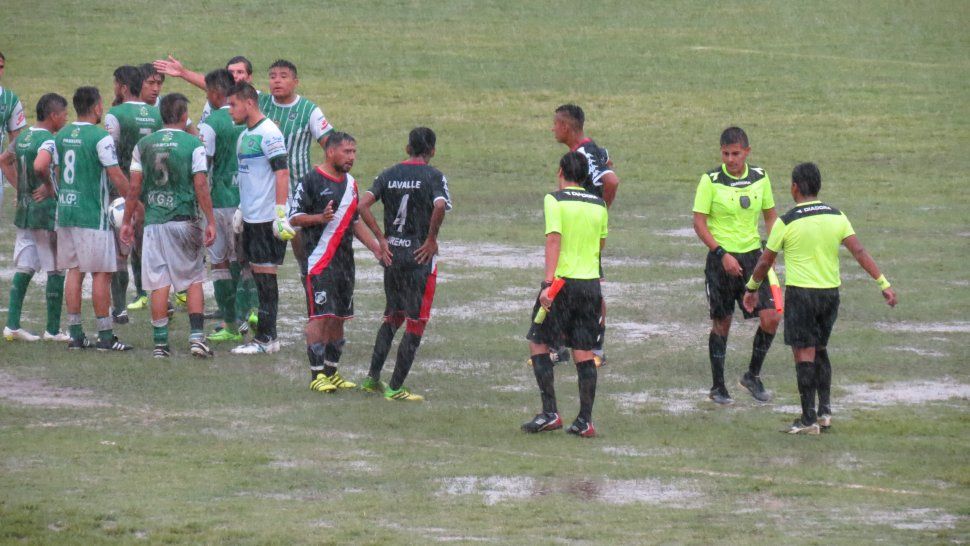 No culpes a la lluvia