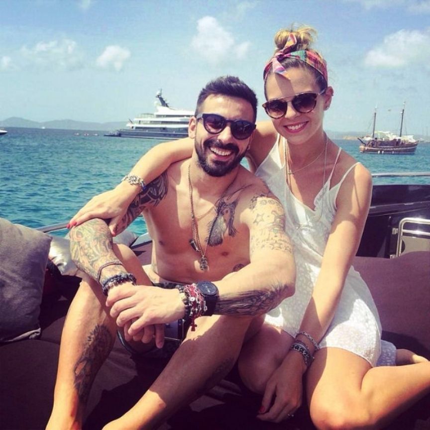 Pocho Lavezzi y su novia
