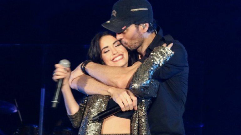 Lali junto a Enrique Iglesias