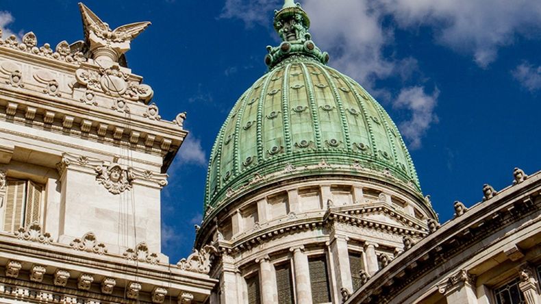 El proyecto de la reforma laboral se tratará en el Congreso este miércoles 11 de febrero. Se trata de una iniciativa impulsada por el gobierno de Javier Milei que apunta a la modificación y/o eliminación de varios derechos adquiridos por los trabajadores.  