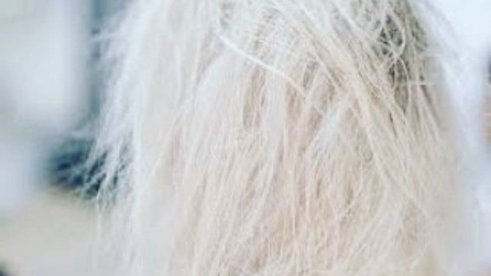 Un estudio asegura que las canas ocasionadas por el estrés pueden volver a tomar su color natural, una vez que el factor que lo haya provocado desaparezca.