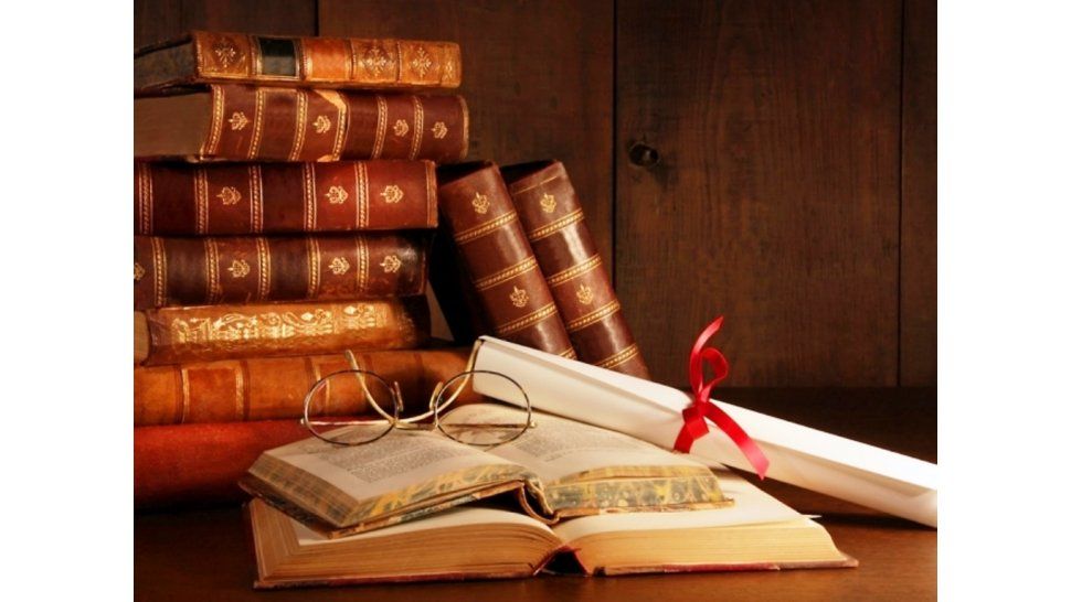Convocan a escritores locales