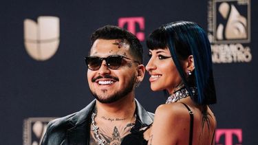 Cazzu y Christian Nodal en los Premios Lo Nuestro