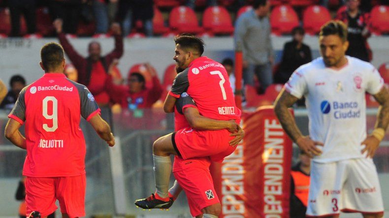 Independiente de Avellaneda venció con autoridad a Huracán