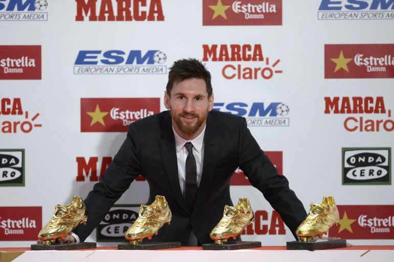Lio y el balón de oro.jpg