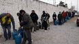 Con la llegada del invierno, incrementó la demanda en la compra de gas envasado en las distribuidoras. Y advierten un posible desabastecimiento. 