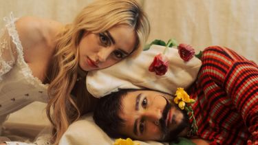 Camilo y Nicki Nicole estrenaron el tema Naturaleza.