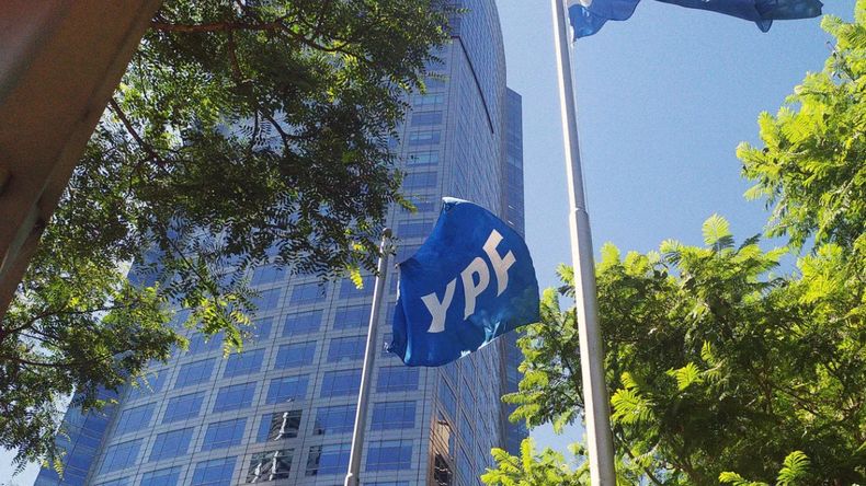 Juicio por YPF