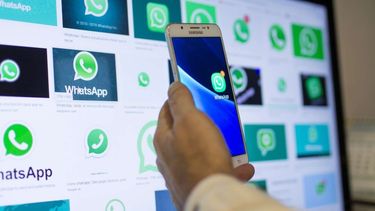 WhatsApp suma la función de archivar chats en su nueva verisión de Windows.