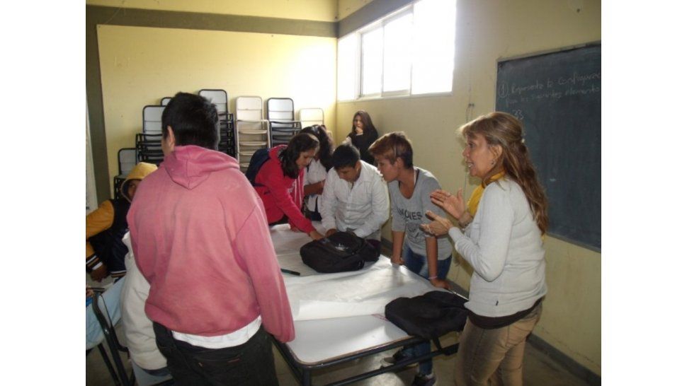 Charla a los estudiantes