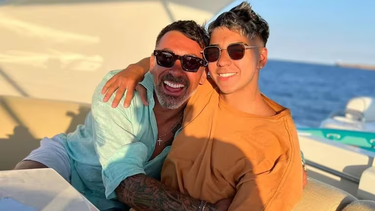 El Pocho junto a su hijo