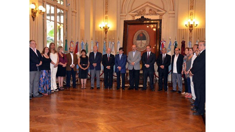 Acto en el Salón de la Bandera