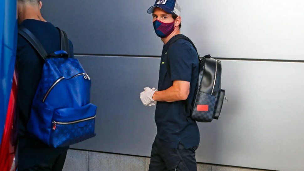 messi y el plantel de barcelona se realizan test de coronavirus