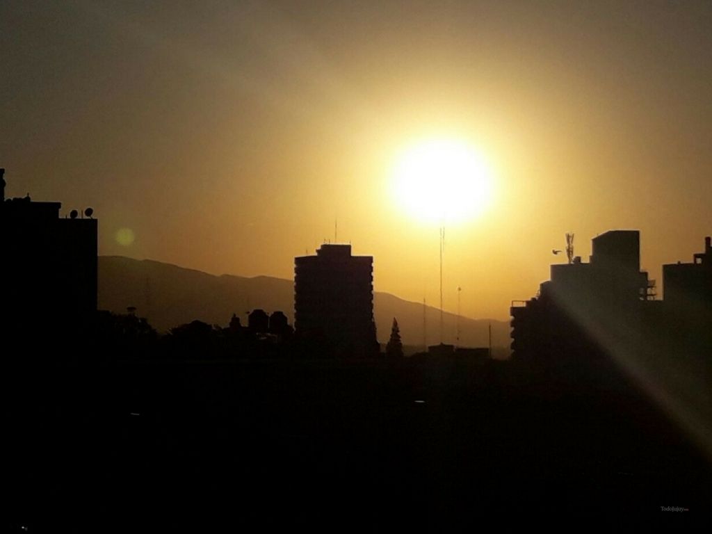 Amanecer en San Salvador de Jujuy