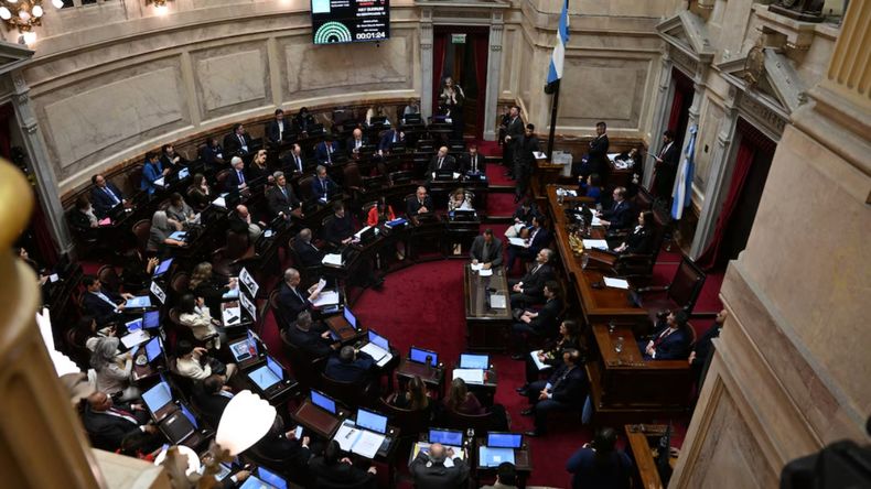 Sesión en el Senado