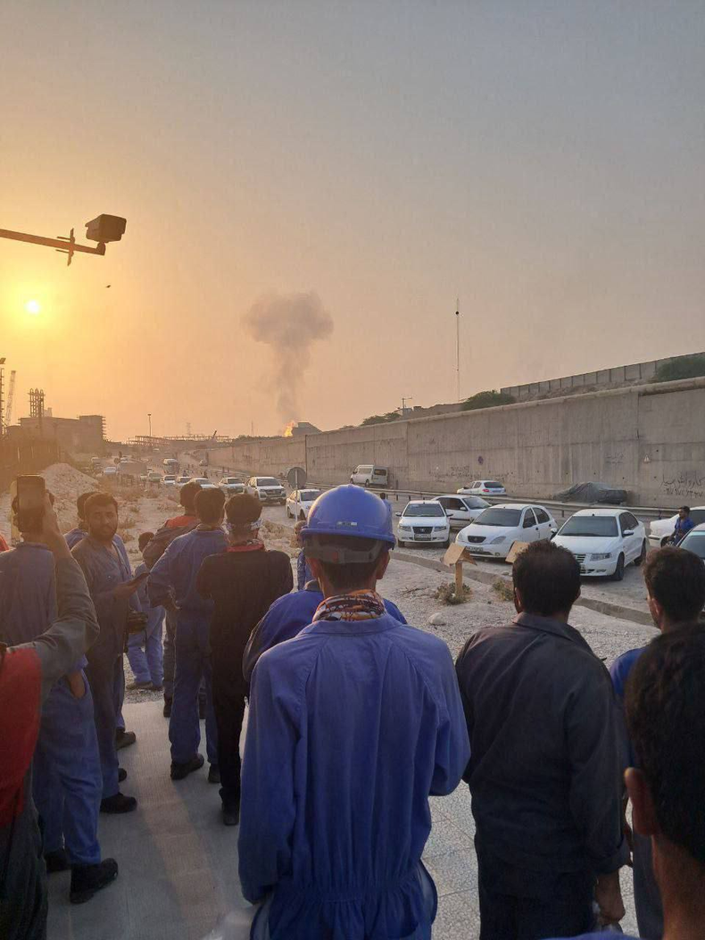 Los ataques aéreos tuvieron como objetivo la Fase 14 del campo de gas South Pars, en el sur de Irán. Los ataques aéreos tuvieron como objetivo la Fase 14 del campo de gas South Pars, en el sur de Irán.