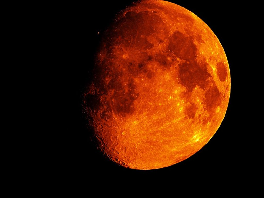 Mañana habrá luna roja