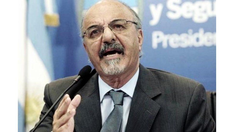 Carlos Tomada