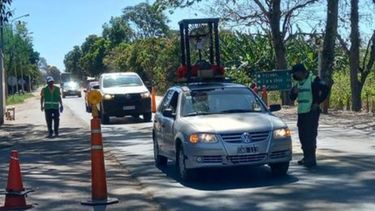 Peregrinos del Señor y la Virgen del milagro hacia Salta por Ruta 34