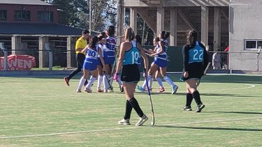 Las chicas de la Asociación Jujeña le ganaron a su par de Libertador en Hockey.