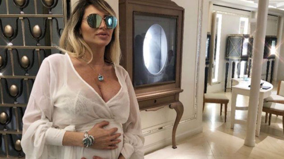 Internaron a Vicky Xipolitakis durante un susto en el embarazo