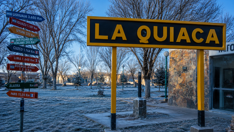 La Quiaca (imagen modificada con inteligencia artificial).