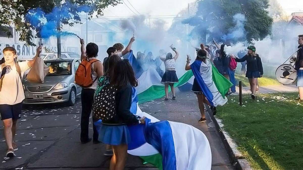 El Ministerio de Educación informó que no permitirán el ingreso de alumnos borrachos por el UPD - Imagen alusiva