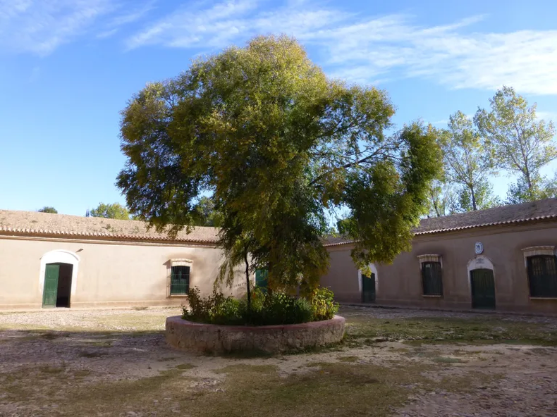 Provincia_de_Jujuy_-_Yavi_-_Patio_de_la_Casa_del_Marques-scaled.webp