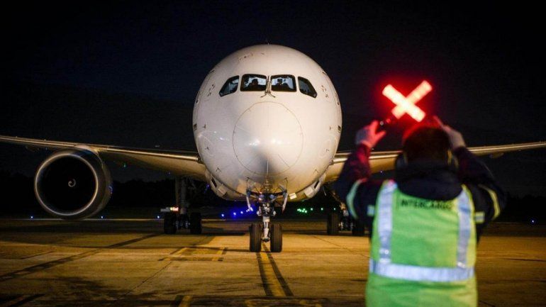 Llegan más vacunas a Argentina