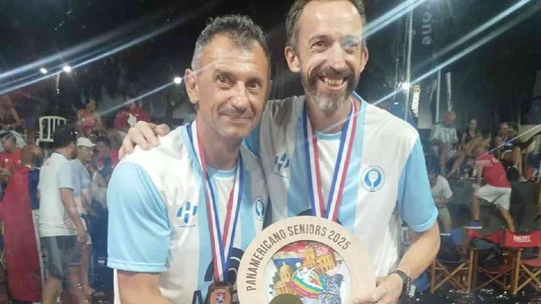 Miguel Doblas y Federico Galán Savio en el Panamericano de Seniors de pádel en Paraguay Miguel Doblas y Federico Galán Savio en el Panamericano de Seniors de pádel en Paraguay