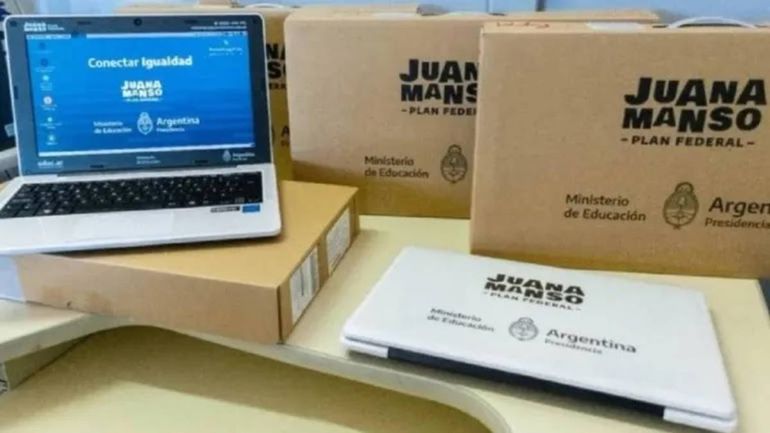 Continúa la entrega de las computadoras Conectar Igualdad