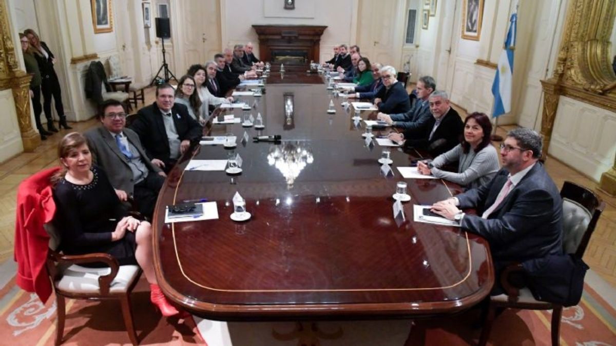 Silvina Batakis se juntará con el gabinete económico para analizar medidas.