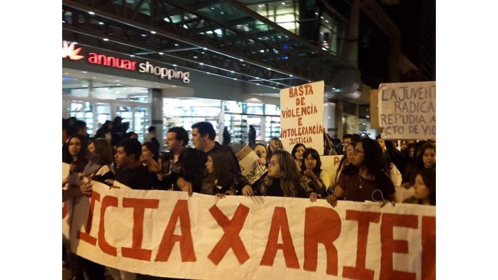 Marcha por Ariel