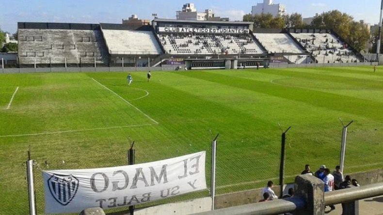 Instituto, por haber terminado en el segundo puesto y por encima de Estudiantes de Caseros, contará con ventaja deportiva.