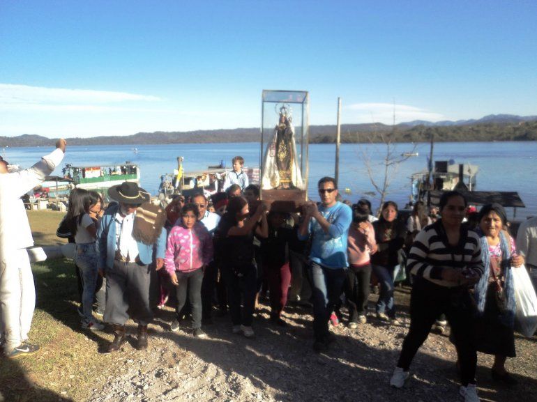 Procesión de los diques