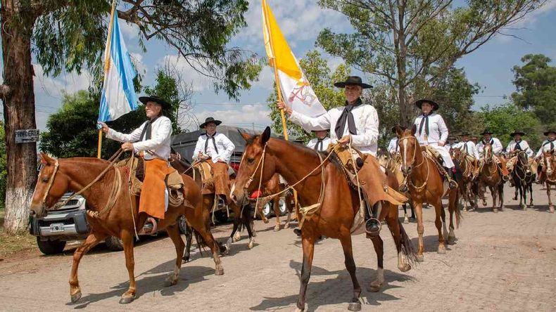 Peregrinación gaucha a Río Blanco