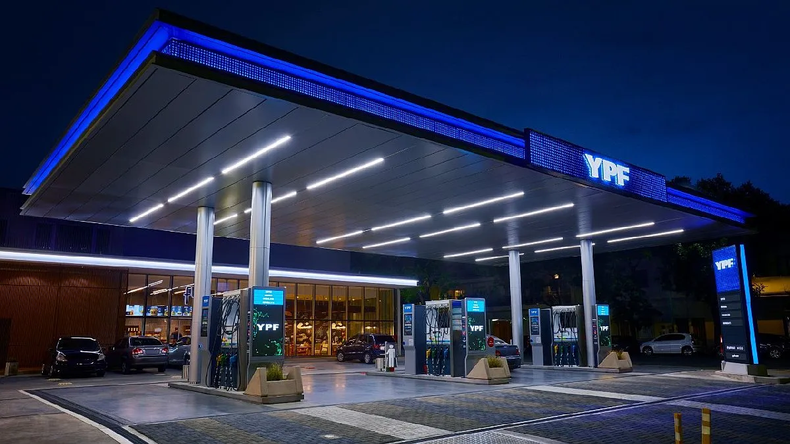 YPF aumentó el precio de los combustibles.