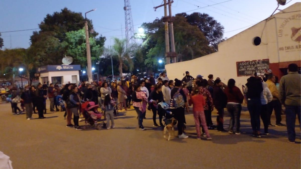 Reclamo en el club El Arenal.