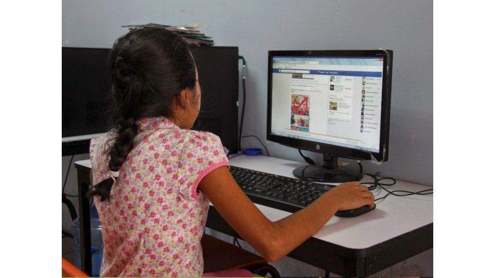 En Argentina hay 120.000 cuentas de acosadores de menores en Facebook