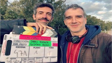 La película mezcla humor, persecución y romanticismo.