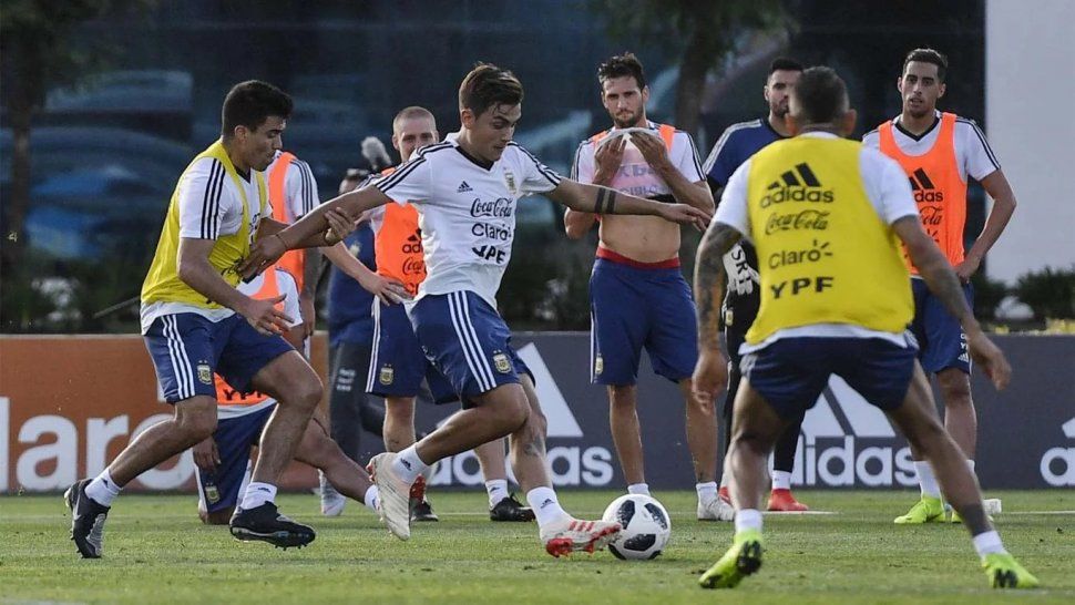 La Selección Argentina se mide esta noche con México con ...