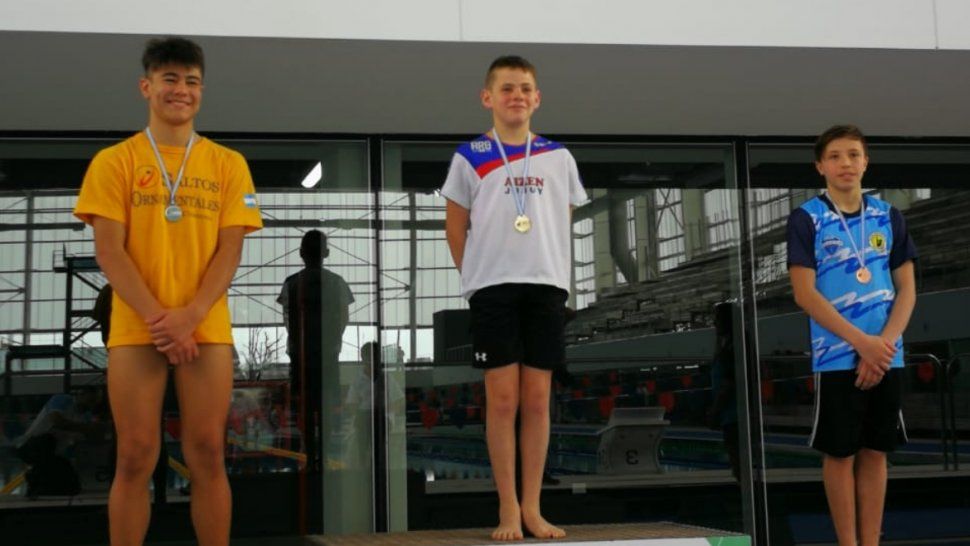 Saltos Ornamentales: Santiago Ferrari se colgó tres medallas