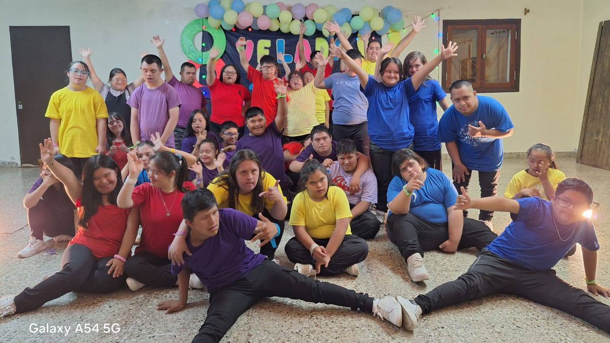 Todos Juntos impulsa una feria solidaria para sostener la inclusión de jóvenes con discapacidad Todos Juntos impulsa una feria solidaria para sostener la inclusión de jóvenes con discapacidad