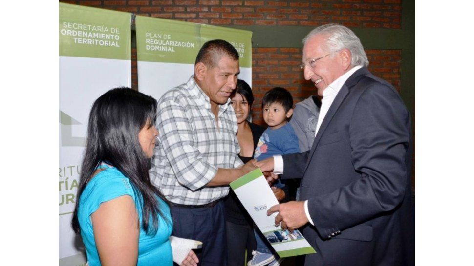 Fellner y vecinos B° 8 de Marzo