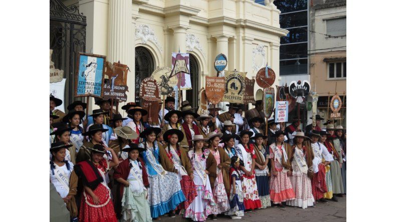 Acto por la Semana de la Tradición