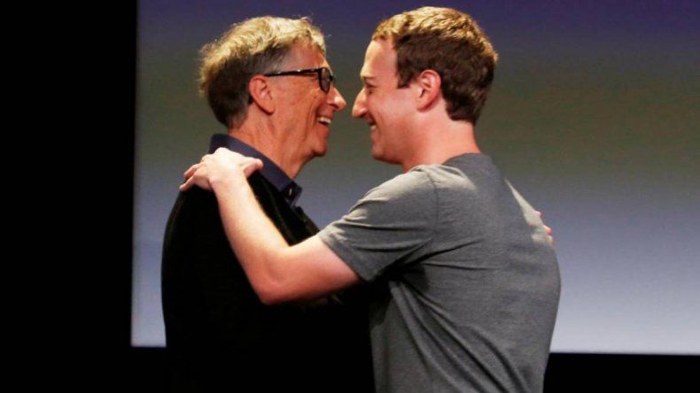 Dos de los hombres más ricos del mundo le dan lucha al COVID-19