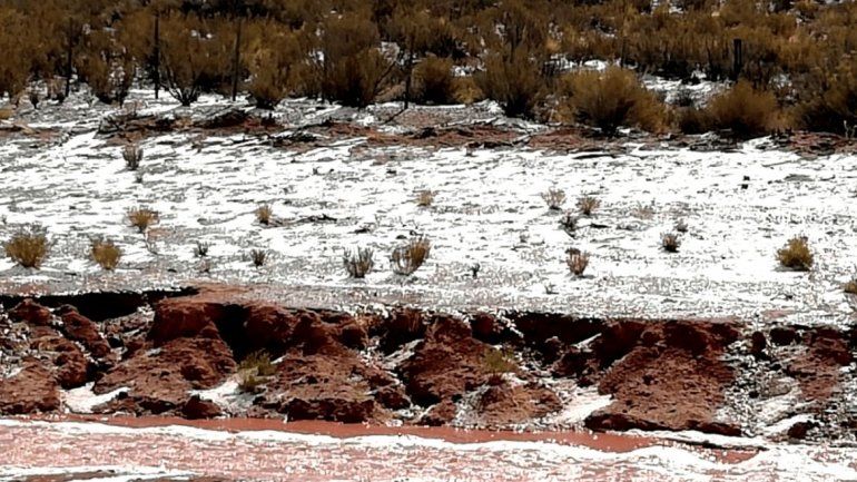 Granizo en Tres Cruces.jpg